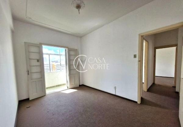 Apartamento à venda com 3 quartos, 84m², Avenida Alberto Bins no bairro Centro Histórico em Porto Alegre