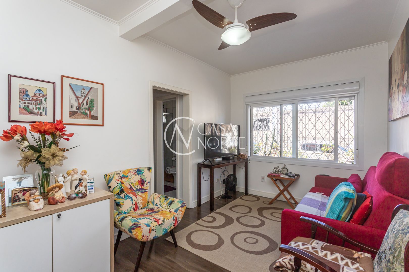 Apartamento à venda com 2 quartos, 44m², Rua Sorocaba no bairro Passo da Areia em Porto Alegre