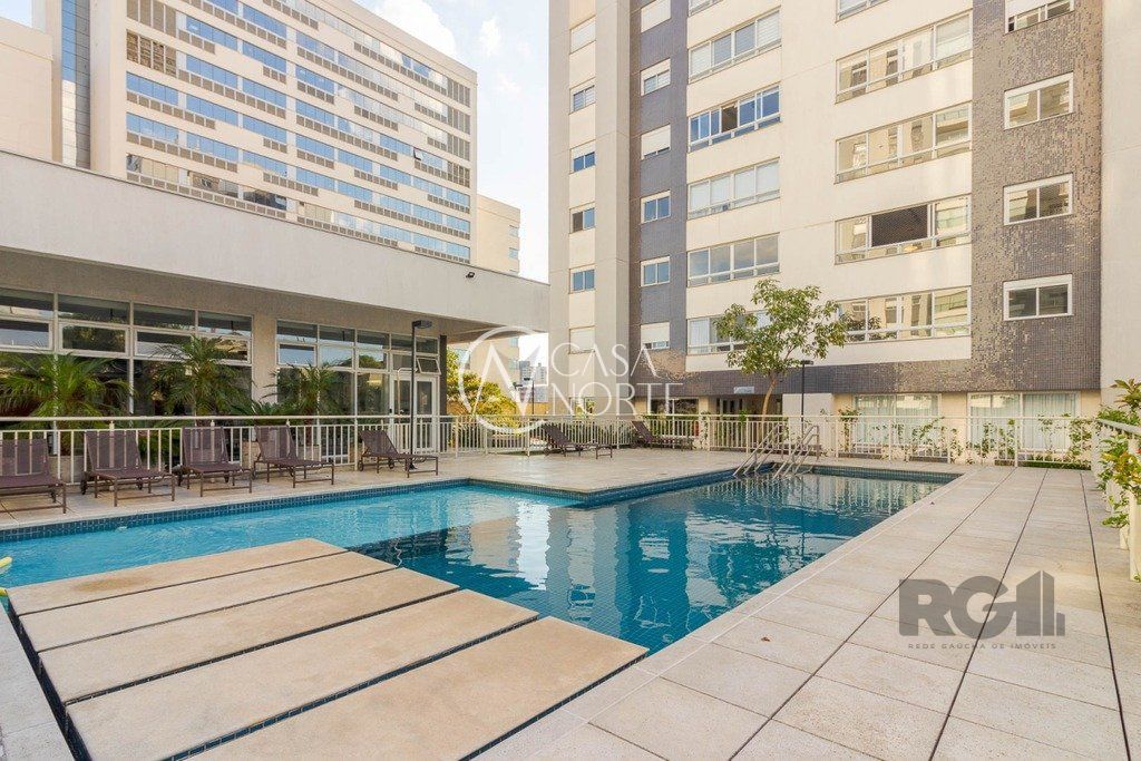 Apartamento à venda com 3 quartos, 117m², 3 suítes, 2 vagas, Rua São Josémaria Escriva no bairro Jardim do Salso em Porto Alegre