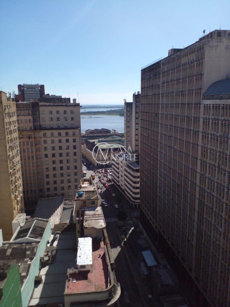 Apartamento à venda com 1 quarto, 31m², Avenida Borges de Medeiros no bairro Centro Histórico em Porto Alegre