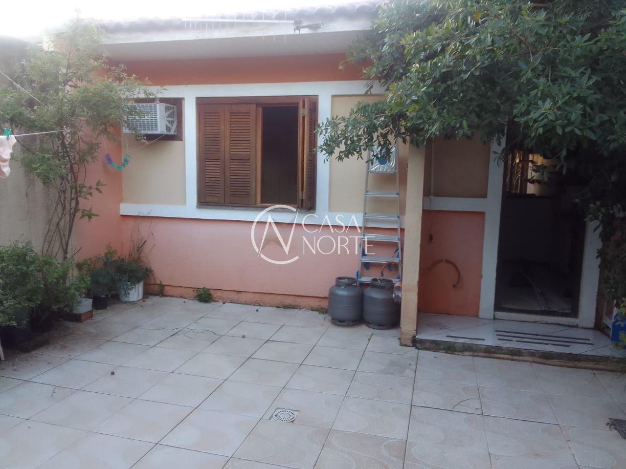 Casa à venda com 2 quartos, 49m², 2 vagas, Pedro Faria no bairro Hípica em Porto Alegre