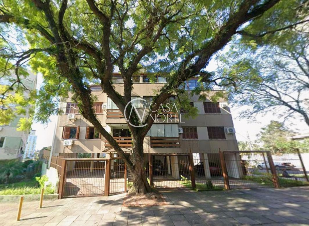 Apartamento à venda com 2 quartos, 93m², 1 suíte, 1 vaga, Rua Itapeva no bairro Passo da Areia em Porto Alegre