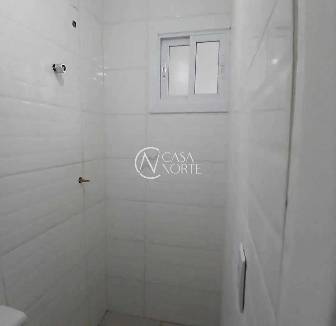 Sobrado à venda com 2 quartos, 47m², Avenida Juca Batista no bairro Hípica em Porto Alegre