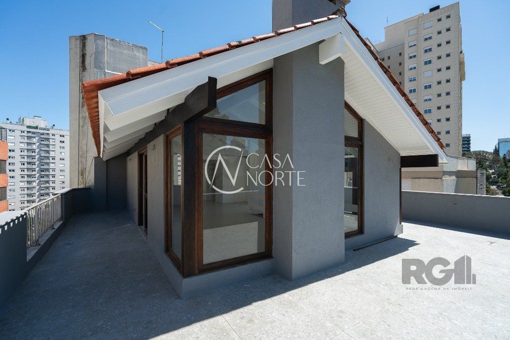 Cobertura à venda com 3 quartos, 244m², 1 suíte, 4 vagas, Rua Germano Petersen Júnior no bairro Auxiliadora em Porto Alegre