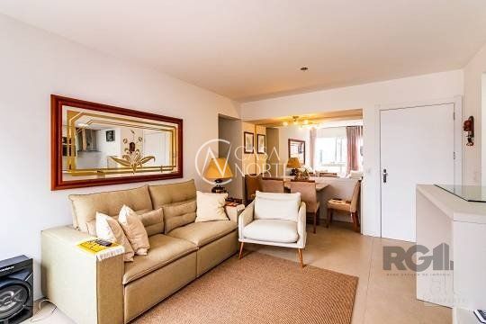 Apartamento à venda com 3 quartos, 76m², 1 suíte, 2 vagas, Rua Dona Augusta no bairro Menino Deus em Porto Alegre