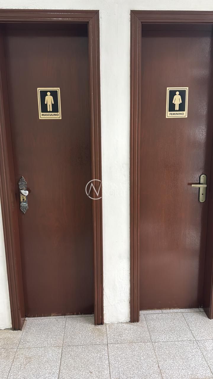 Loja à venda com 1 quarto, 124m², 1 vaga, Avenida João Wallig no bairro Passo da Areia em Porto Alegre