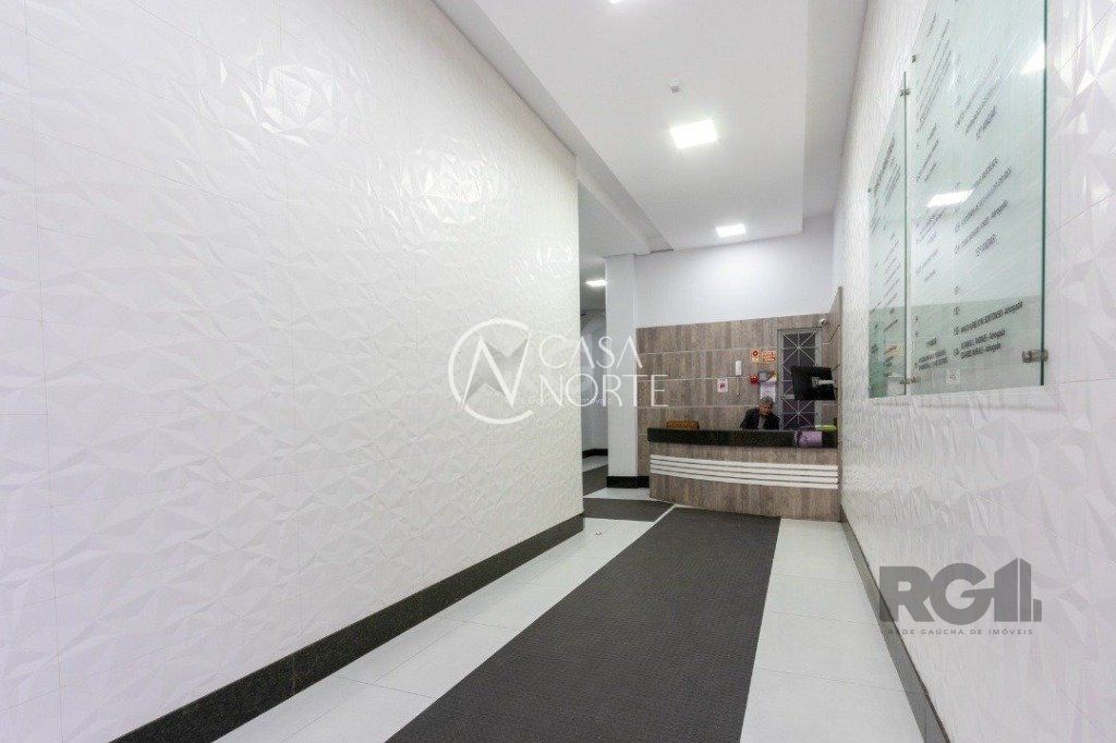 Apartamento à venda com 1 quarto, 32m², Rua General Andrade Neves no bairro Centro Histórico em Porto Alegre