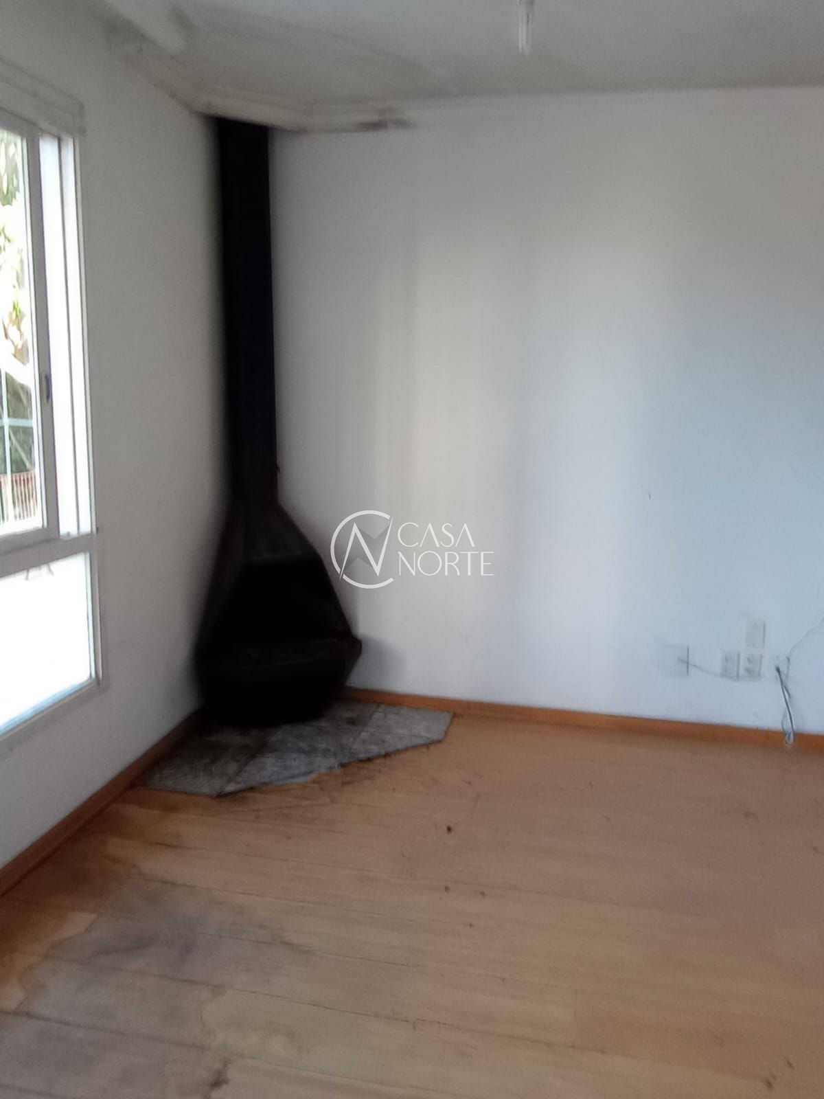 Casa à venda com 3 quartos, 156m², 3 suítes, 1 vaga, Rua Joaquim Cruz no bairro Santo Antônio em Porto Alegre