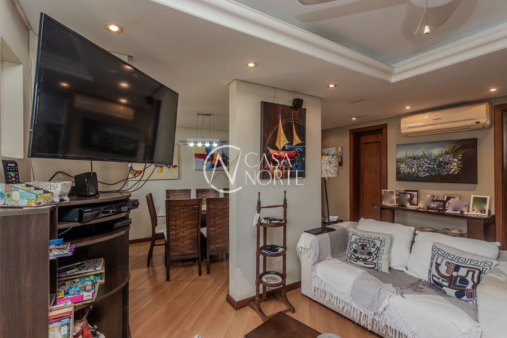 Cobertura à venda com 3 quartos, 170m², 1 suíte, 1 vaga, Rua Miguel Couto no bairro Menino Deus em Porto Alegre