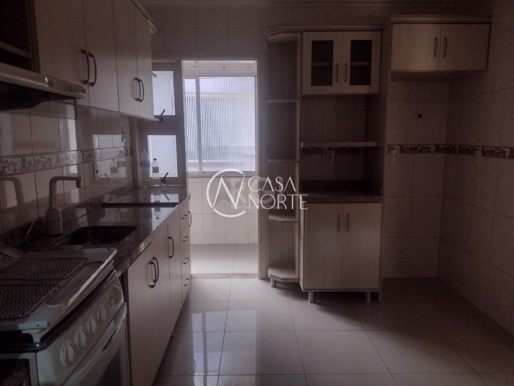 Apartamento à venda com 3 quartos, 127m², 1 vaga, Rua Mariante no bairro Rio Branco em Porto Alegre