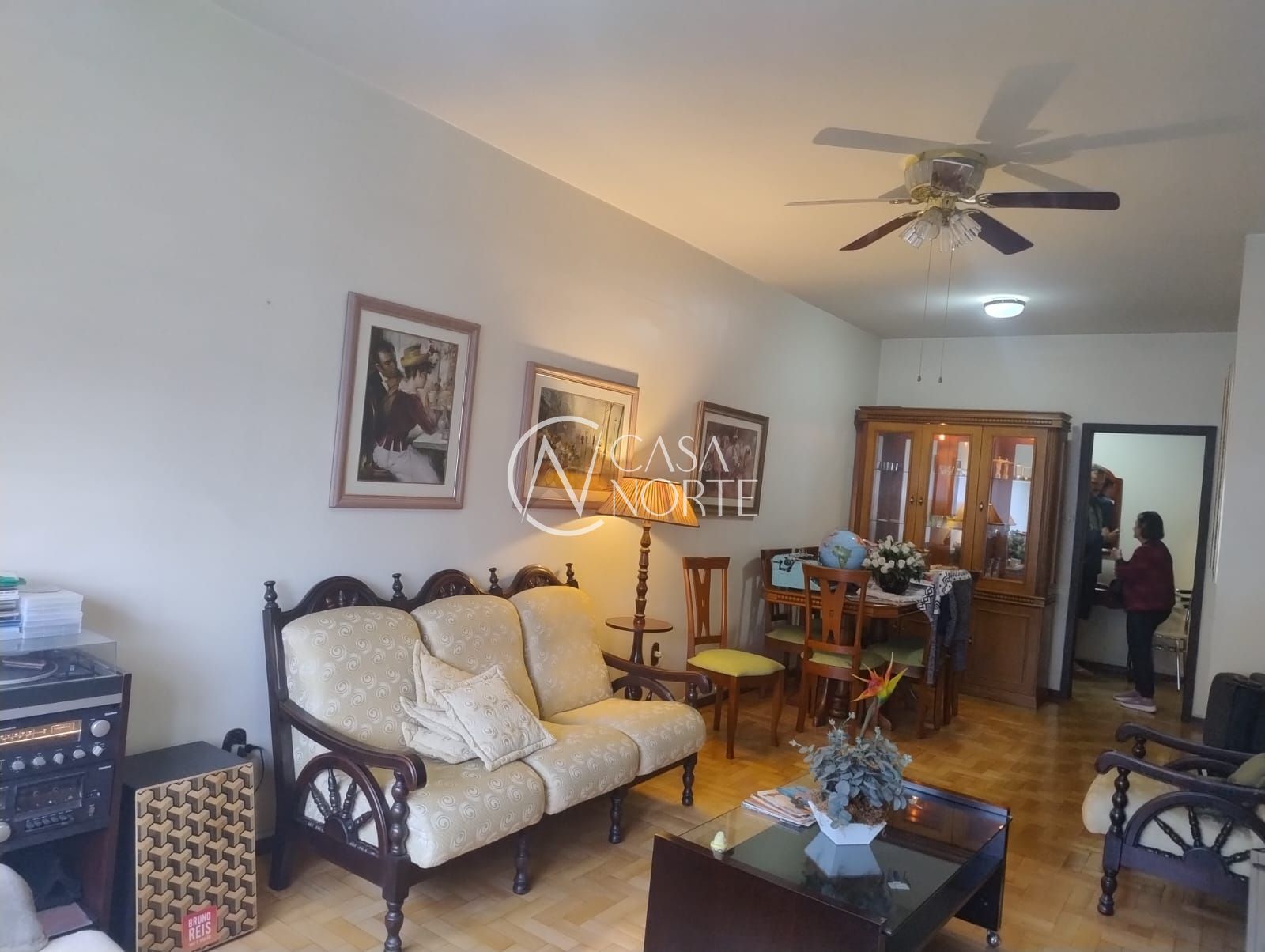 Apartamento à venda com 3 quartos, 118m², 1 vaga, Rua Giordano Bruno, no bairro Rio Branco em Porto Alegre