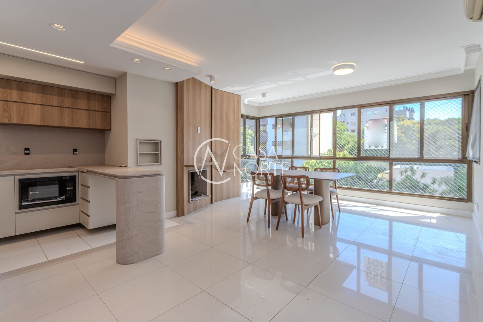 Apartamento à venda com 2 quartos, 82m², 2 suítes, 2 vagas, Rua Artur Rocha no bairro Mont Serrat em Porto Alegre