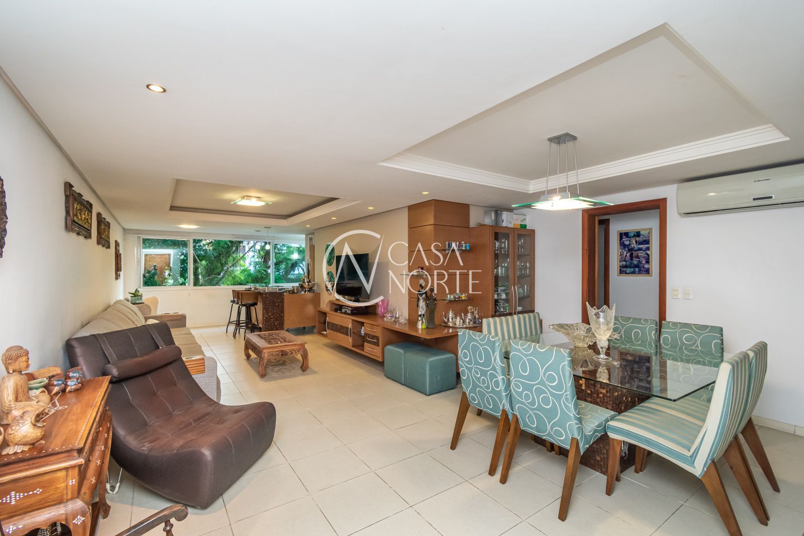 Apartamento à venda com 3 quartos, 128m², 1 suíte, 2 vagas, Rua Portugal no bairro Higienópolis em Porto Alegre