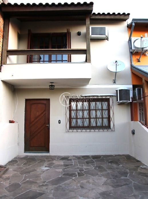 Casa à venda com 2 quartos, 95m², 2 vagas, Rua José Affonso Ely no bairro Hípica em Porto Alegre