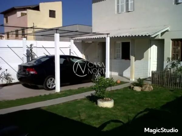 Casa à venda com 3 quartos, 220m², 1 suíte, 4 vagas, Rua Orlando Silva no bairro Jardim Leopoldina em Porto Alegre