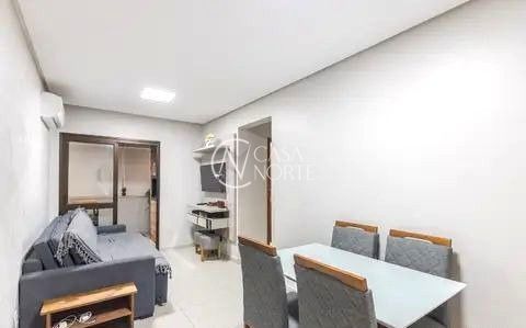 Apartamento à venda com 2 quartos, 59m², 1 vaga, Rua Gaston Englert no bairro Vila Ipiranga em Porto Alegre