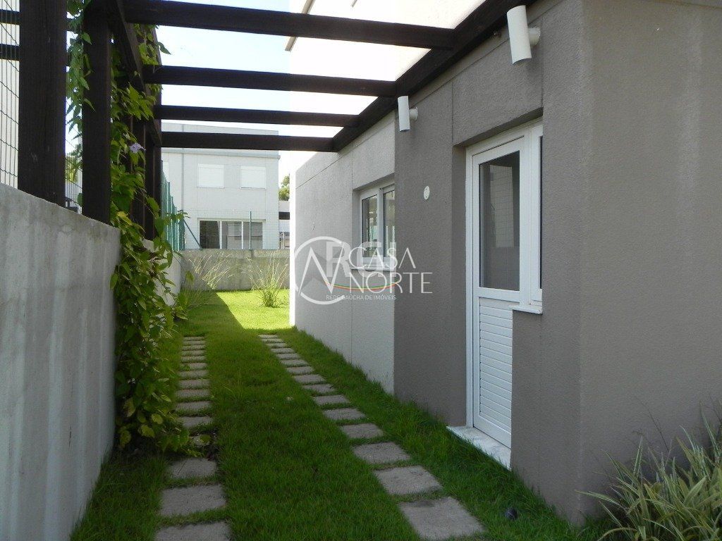 Sobrado à venda com 3 quartos, 97m², 1 suíte, 3 vagas, Rua Chácara das Nascentes no bairro Lomba do Pinheiro em Porto Alegre