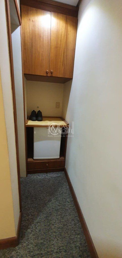 Sala Comercial à venda com 1 quarto, 36m², 1 vaga, Avenida Carlos Gomes no bairro Boa Vista em Porto Alegre