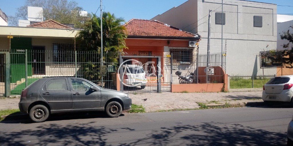 Terreno à venda  com 739m², Rua Visconde do Herval no bairro Menino Deus em Porto Alegre