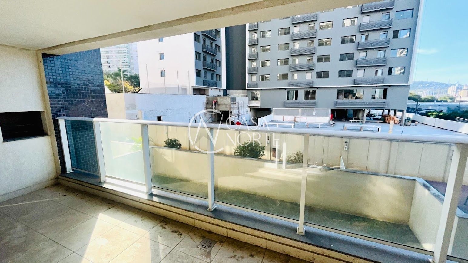 Apartamento à venda com 3 quartos, 127m², 3 suítes, 2 vagas, Rua São Josémaria Escriva no bairro Jardim do Salso em Porto Alegre