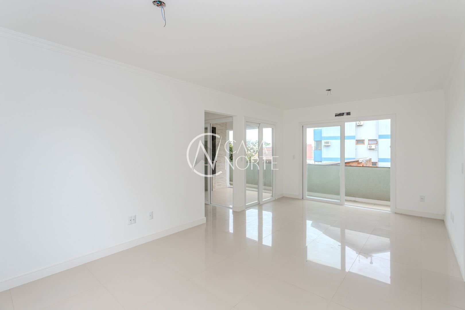 Apartamento à venda com 3 quartos, 122m², 1 suíte, 2 vagas, Rua Dona Ondina no bairro Menino Deus em Porto Alegre