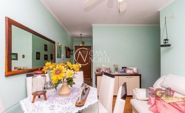 Apartamento à venda com 3 quartos, 75m², 1 vaga, Avenida Plínio Brasil Milano no bairro Higienópolis em Porto Alegre