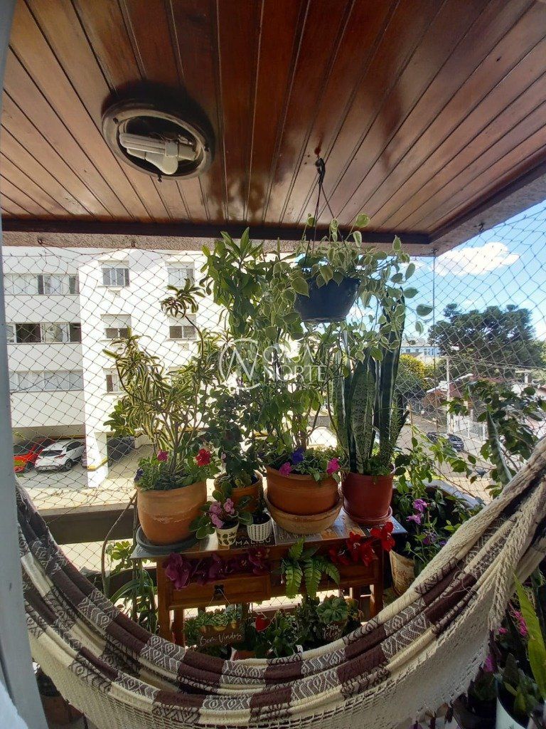 Apartamento à venda com 3 quartos, 78m², 1 vaga, Rua Geraldo Souza Moreira no bairro Passo da Areia em Porto Alegre