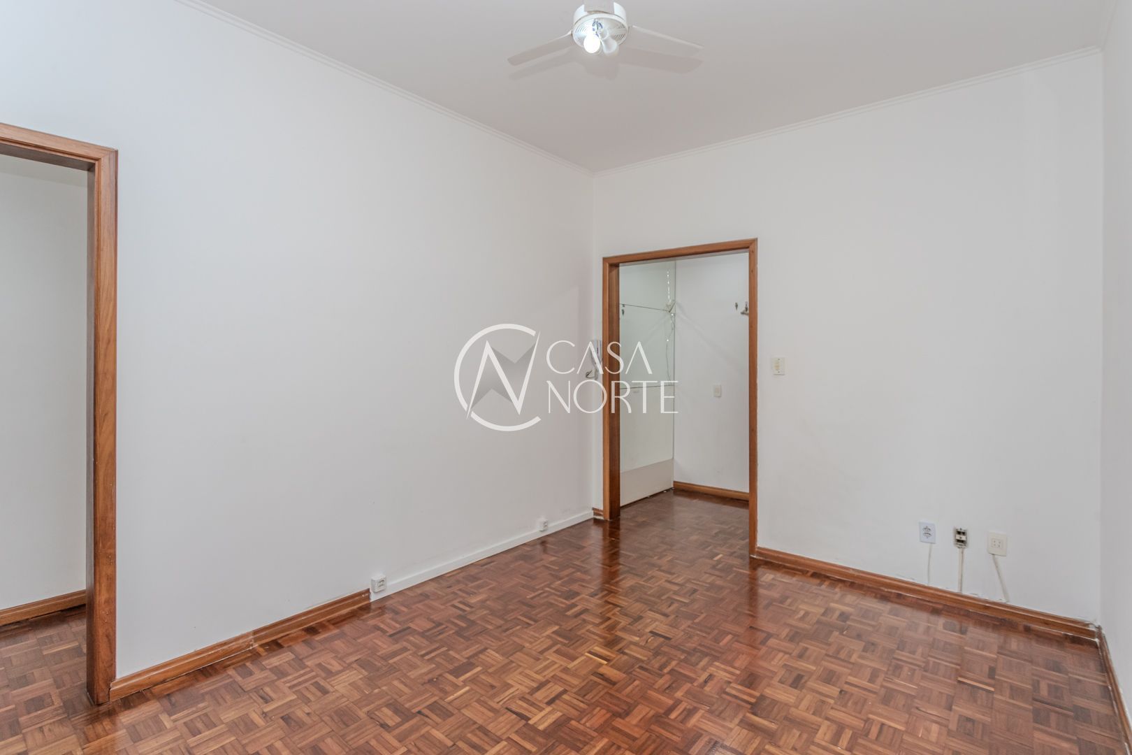 Apartamento à venda com 2 quartos, 64m², Avenida Panamericana no bairro Jardim Lindóia em Porto Alegre