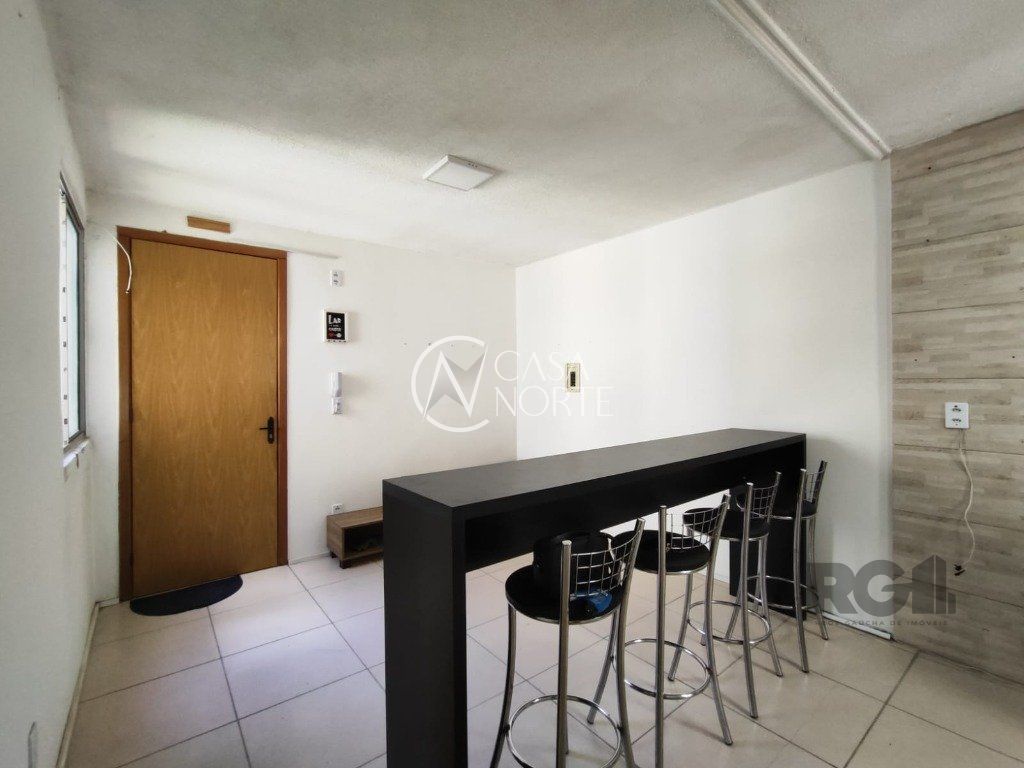 Apartamento à venda com 2 quartos, 40m², 1 vaga, Beco Pedro Rodrigues Bittencourt no bairro Vila Nova em Porto Alegre