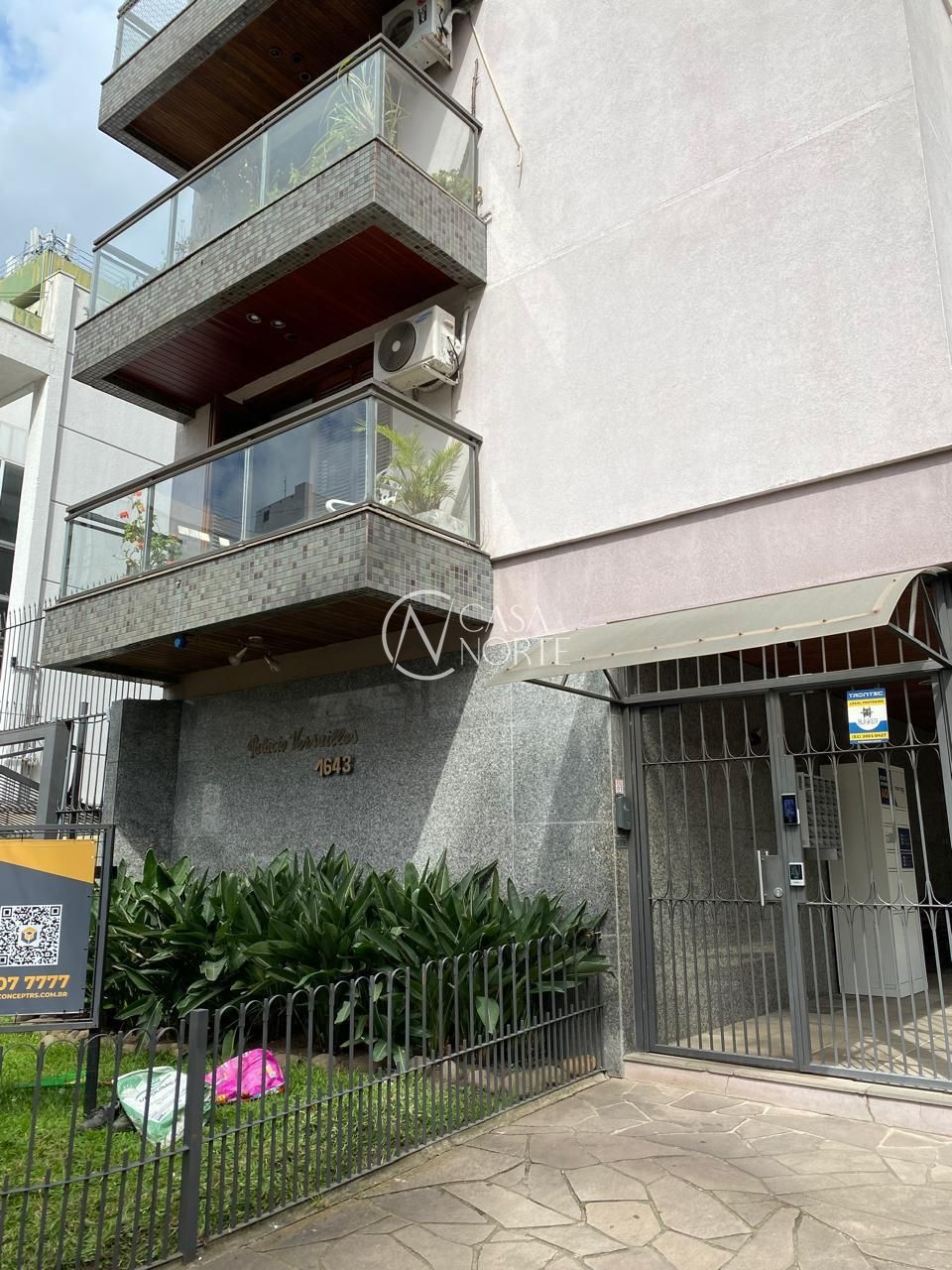 Apartamento à venda com 3 quartos, 161m², 1 suíte, Avenida Getúlio Vargas no bairro Menino Deus em Porto Alegre