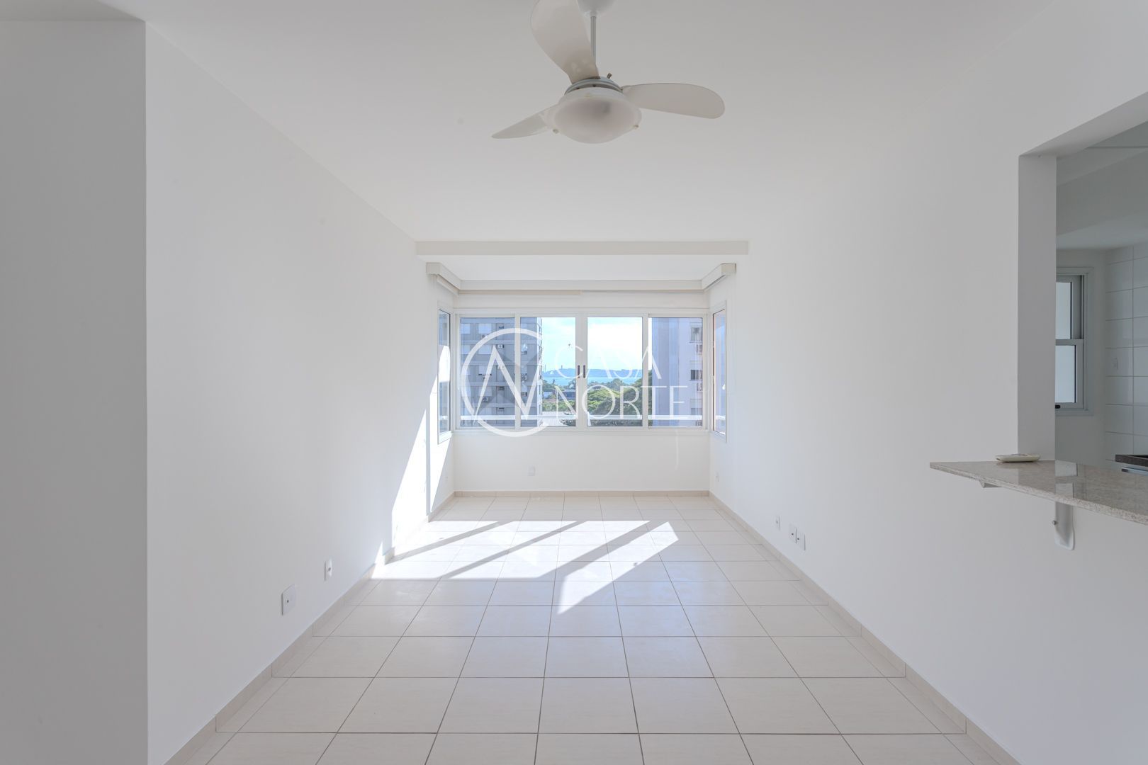 Apartamento à venda com 3 quartos, 86m², 1 suíte, 1 vaga, Avenida Otto Niemeyer no bairro Tristeza em Porto Alegre