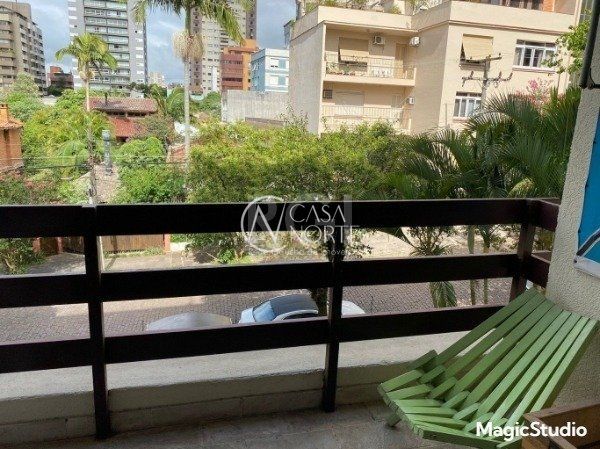 Apartamento à venda com 3 quartos, 110m², 1 suíte, 1 vaga, Rua Germano Petersen Junior no bairro Auxiliadora em Porto Alegre