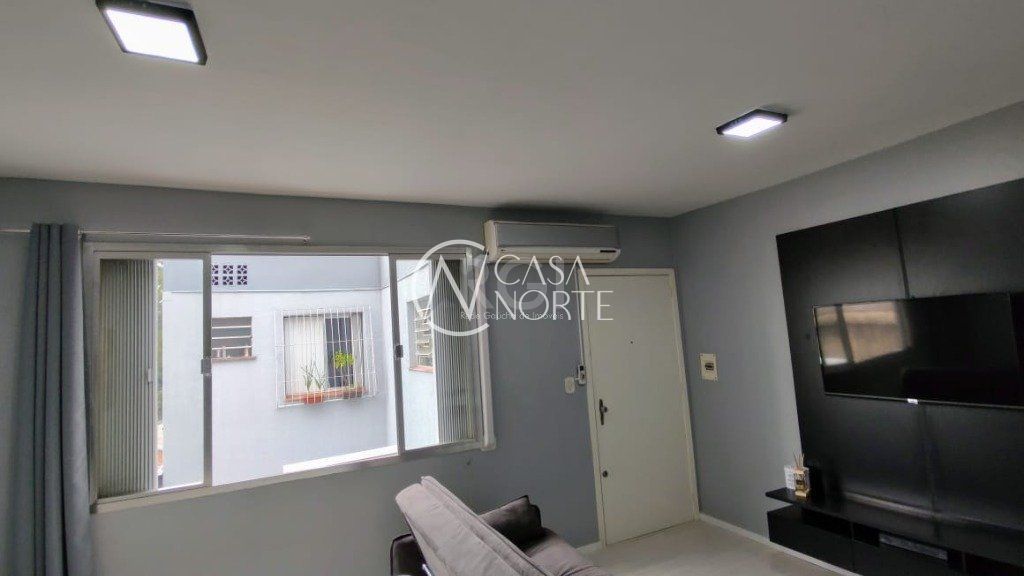 Kitnet à venda com 1 quarto, 28m², Rua São Mateus no bairro Bom Jesus em Porto Alegre