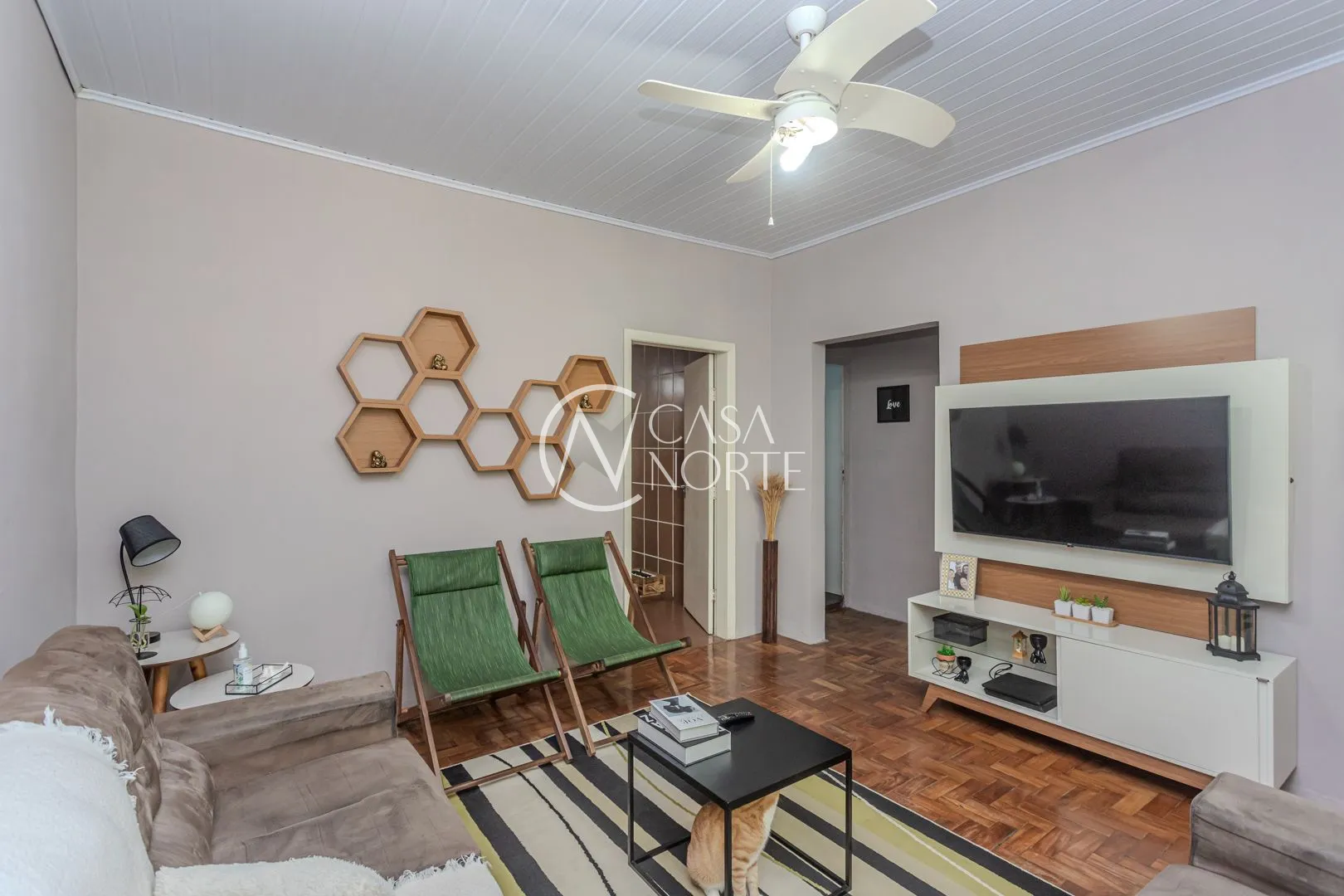 Casa à venda com 3 quartos, 174m², 1 vaga, Travessa Vileta no bairro Jardim Botânico em Porto Alegre