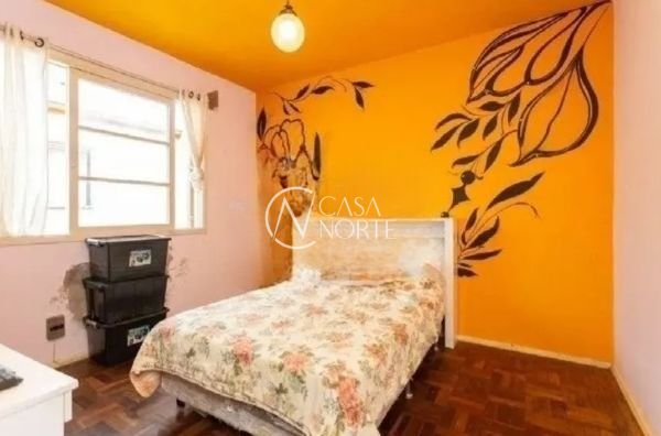 Apartamento à venda com 2 quartos, 54m², 1 vaga, Rua Domingos Crescêncio no bairro Santana em Porto Alegre
