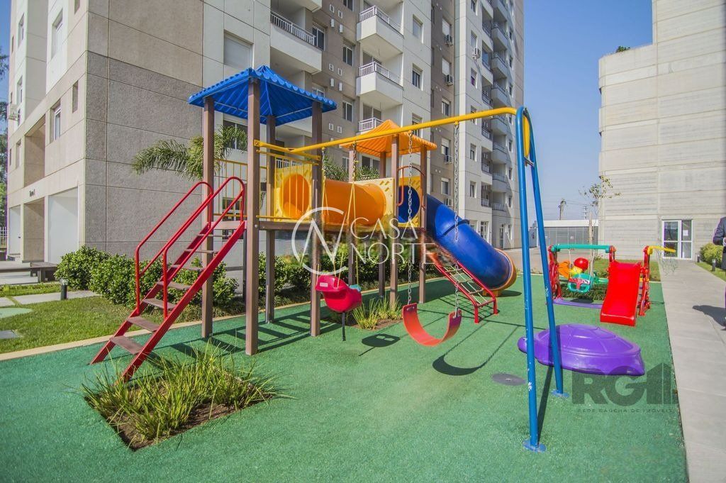 Apartamento à venda com 2 quartos, 46m², 1 suíte, 1 vaga, Rua Airton Ferreira da Silva no bairro Farrapos em Porto Alegre