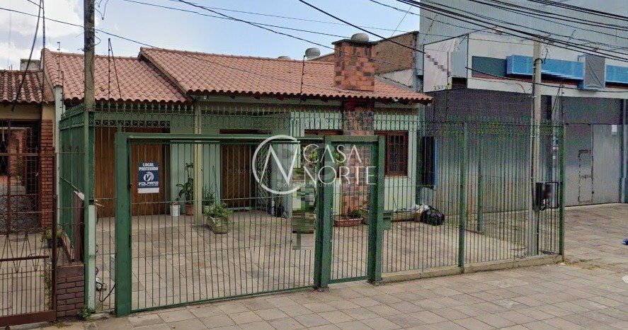 Casa à venda com 3 quartos, 183m², 1 suíte, 3 vagas, Rua Valparaiso no bairro Jardim Botânico em Porto Alegre