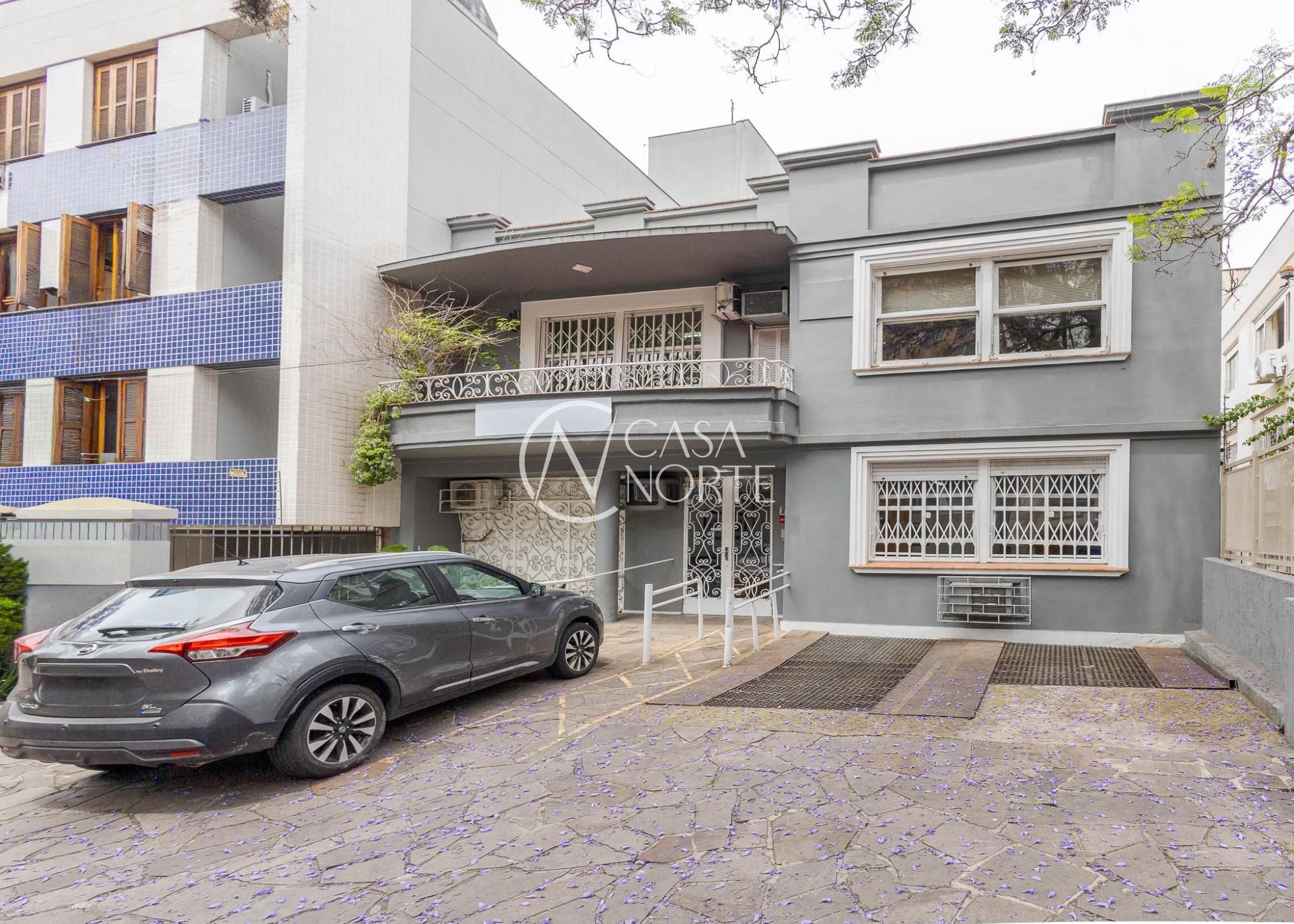 Casa Comercial à venda com 8 quartos, 912m², 4 vagas, Rua Castro Alves no bairro Rio Branco em Porto Alegre