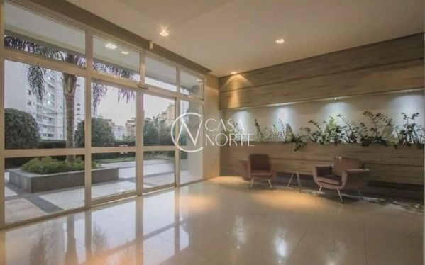 Apartamento à venda com 3 quartos, 125m², 1 suíte, 2 vagas, Rua Doutor João Satt no bairro Jardim Europa em Porto Alegre