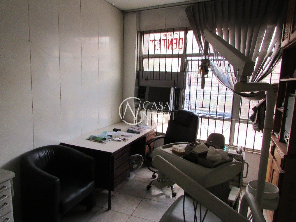 Sala Comercial à venda , 41m², Avenida Osvaldo Aranha no bairro Bom Fim em Porto Alegre