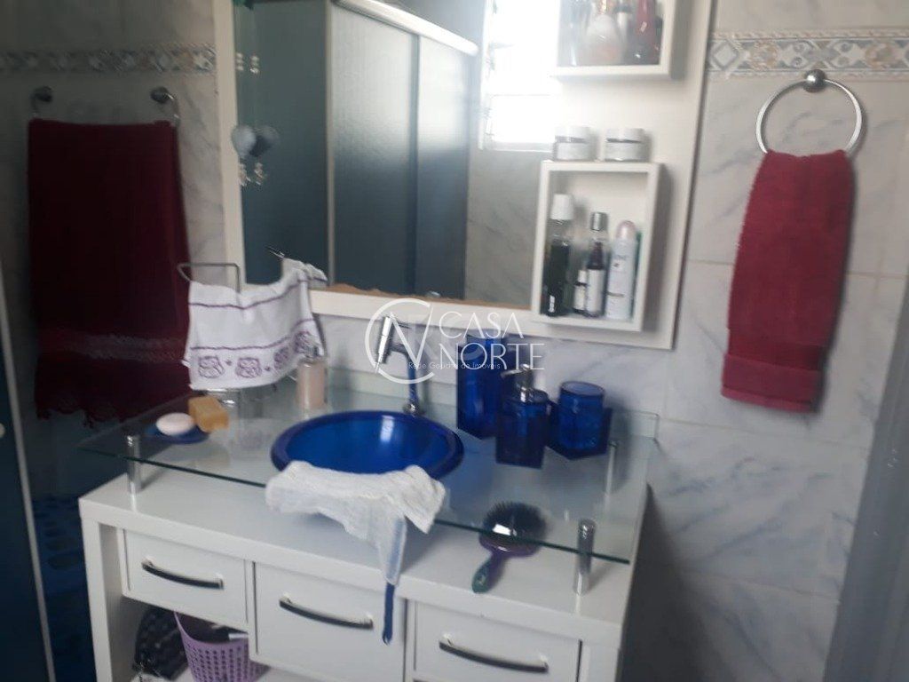 Apartamento à venda com 2 quartos, 47m², Rua Santana no bairro Farroupilha em Porto Alegre