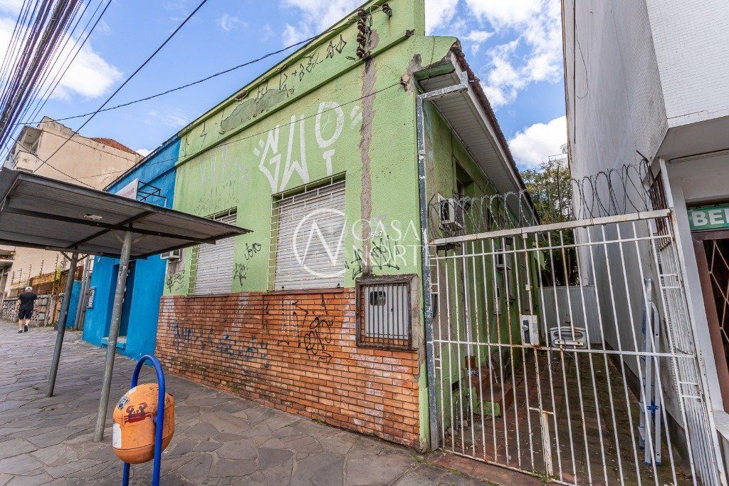 Terreno à venda  com 382m², Avenida Bento Gonçalves no bairro Partenon em Porto Alegre