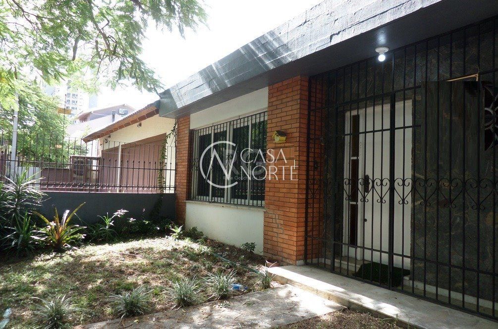Casa à venda com 3 quartos, 160m², 1 suíte, 2 vagas, Rua Machado de Assis no bairro Jardim Botânico em Porto Alegre