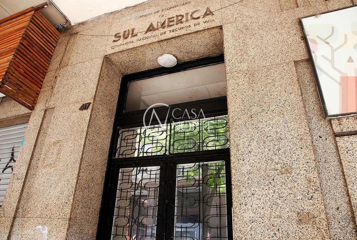 Apartamento à venda com 1 quarto, 40m², Avenida Borges de Medeiros no bairro Centro Histórico em Porto Alegre