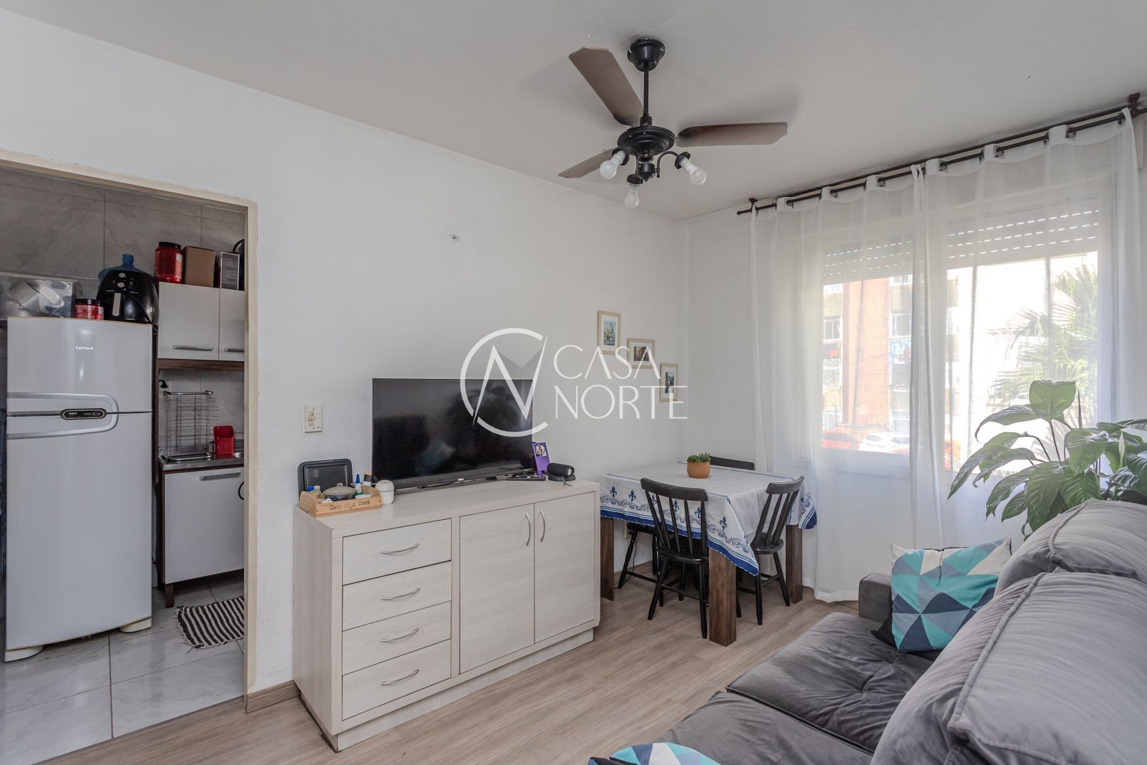 Apartamento à venda com 2 quartos, 46m², 1 vaga, Rua Padre Ângelo Corso no bairro Cavalhada em Porto Alegre