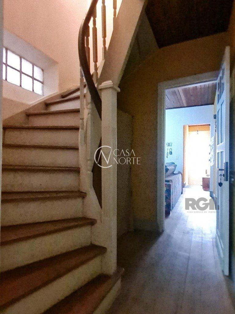 Casa à venda com 4 quartos, 180m², Rua Demétrio Ribeiro no bairro Centro Histórico em Porto Alegre