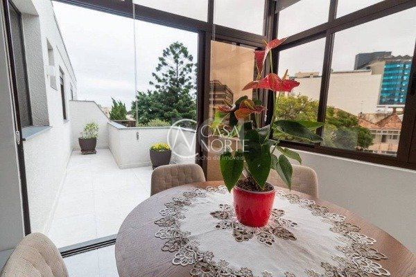 Apartamento à venda com 1 quarto, 72m², 2 vagas, Rua Barão do Cotegipe no bairro São João em Porto Alegre