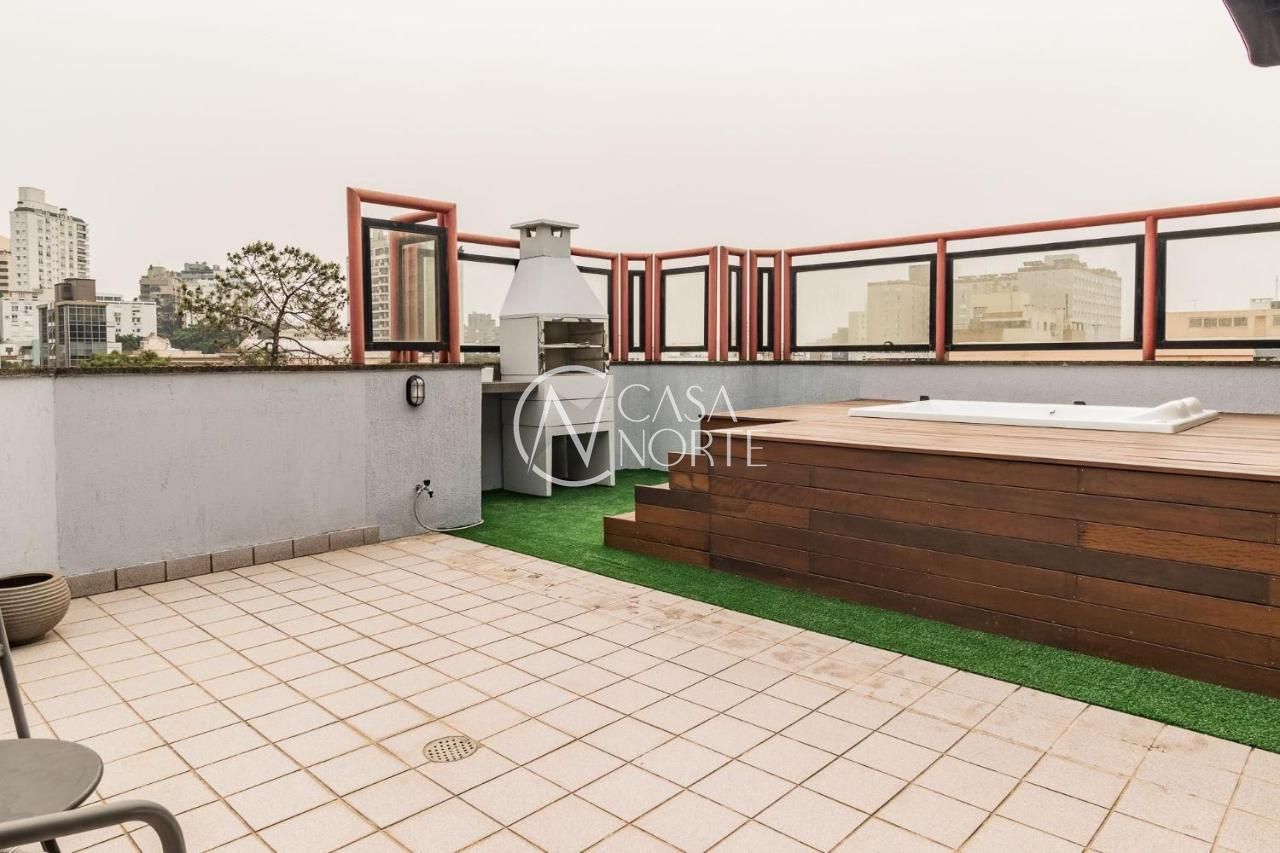 Cobertura à venda com 1 quarto, 82m², 1 suíte, 1 vaga, Rua Dr Timóteo no bairro Moinhos de Vento em Porto Alegre