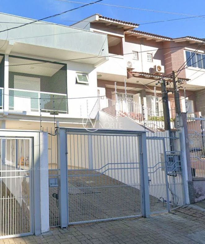 Casa à venda com 3 quartos, 163m², 1 suíte, 2 vagas, Travessa Anunciada no bairro Vila Ipiranga em Porto Alegre