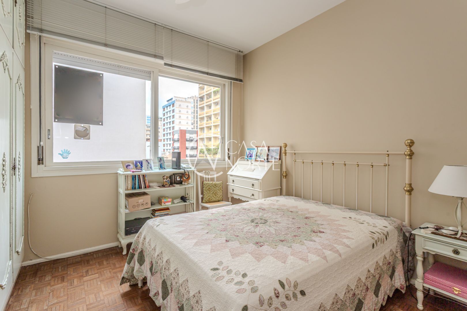 Apartamento à venda com 3 quartos, 217m², 1 suíte, 2 vagas, Avenida Independência no bairro Independência em Porto Alegre